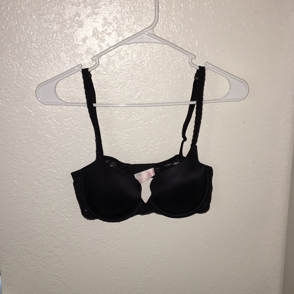 Black PINK bra